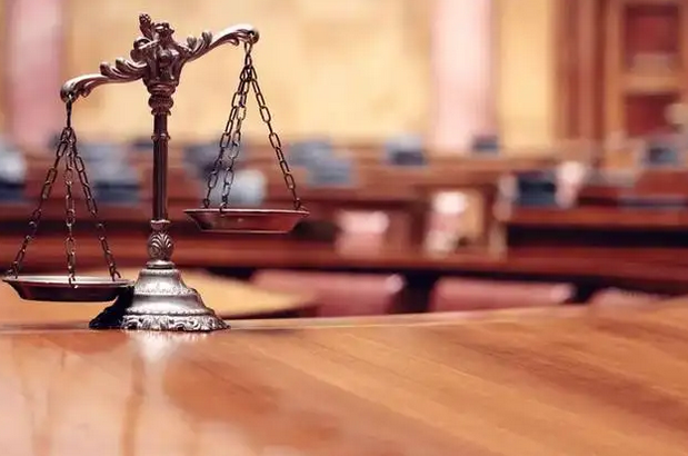云南“丈夫縱火燒死妻子”案，以故意傷害立案為何以故意殺人宣判了？